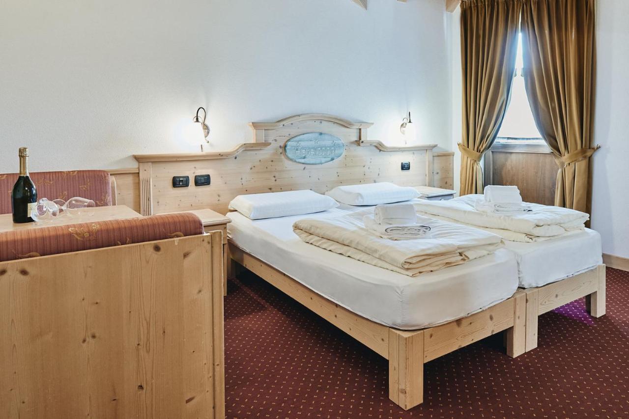 Hotel 2000 Livigno Exteriör bild