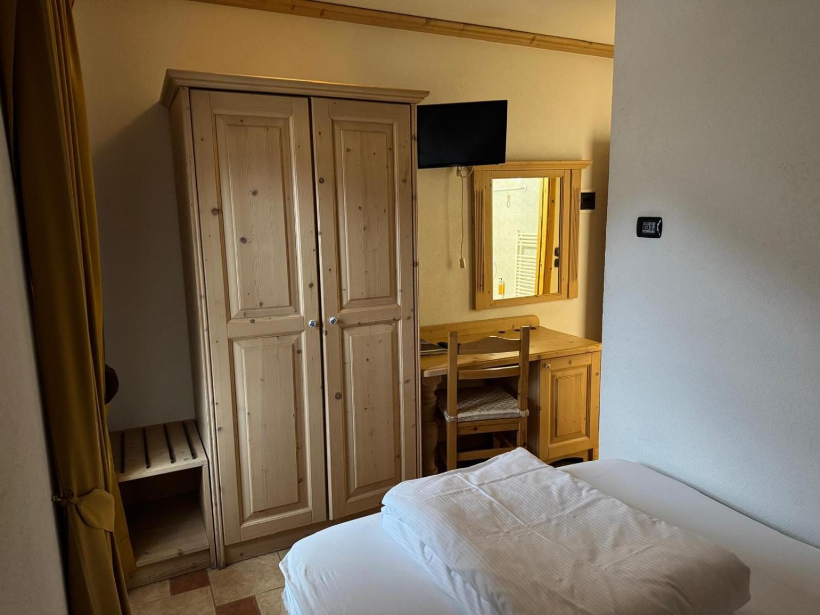 Hotel 2000 Livigno Exteriör bild