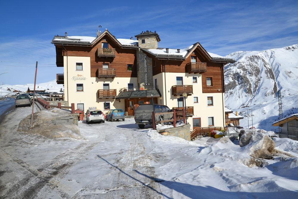 Hotel 2000 Livigno Exteriör bild